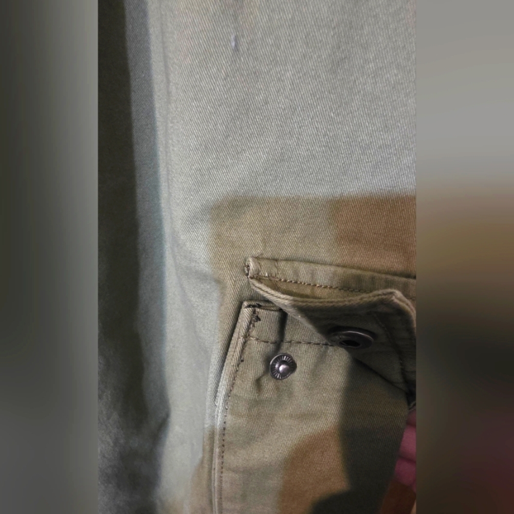 Olive Green Cargo Pants w/Chain - Picture 3 of 10